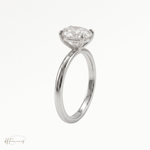 Oval classic solitaire engagement ring in Platinum 
