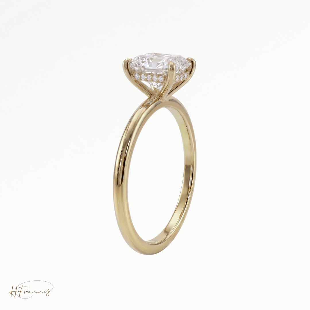Radiant classic solitaire engagement ring in 18k yellow gold 
